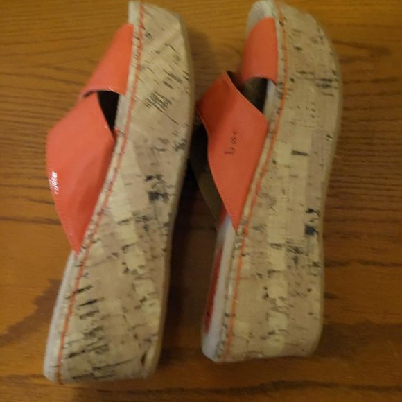 BOC Born Concepts Orange/Cork Wedg Slide Sandals. Size 5. Excellent Condition. - Picture 4 of 6